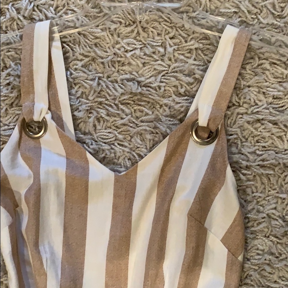 Striped Romper - Picture 3 of 4